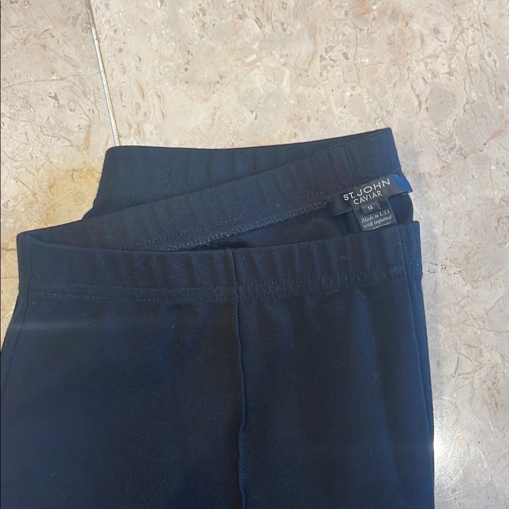 St. John black knit Pants luxury and comfort💖